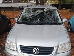 Silber Gebraucht 2003 VW Touran Basis Van / Kleinbus | 2.450 € (Etwas zu teuer)