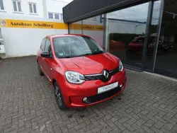 Rot Gebraucht 2023 Renault Twingo Techno Kleinwagen | 19.750 €