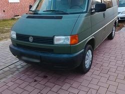 Grün Gebraucht 1996 VW T4 Van | 4.000 €
