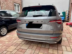 Grau Gebraucht 2024 Skoda Karoq SportLine SUV | 35.980 € (Guter Preis)