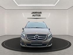 Grau Gebraucht 2016 Mercedes V220 Van / Kleinbus | 31.990 € (Guter Preis)