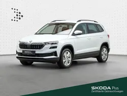 Moonweiß perleffekt Gebraucht 2024 Skoda Karoq Selection SUV | 30.999 € (Fairer Preis)