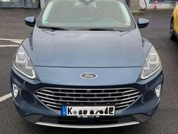 Blau Gebraucht 2022 Ford Kuga Titanium SUV | 23.590 € (Fairer Preis)