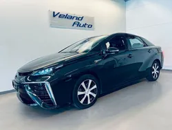 Schwarz Gebraucht 2017 Toyota Mirai Executive Limousine | 7.499 € (Superpreis)