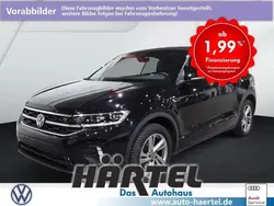 Deep black perleffekt (schwarz) Gebraucht 2024 VW T-Roc R-line SUV | 34.200 € (Teuer)