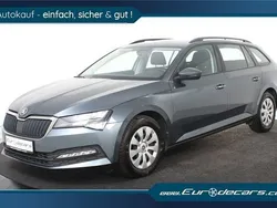 Grau Gebraucht 2021 Skoda Superb Kombi | 20.850 € (Guter Preis)