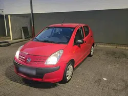 Rot Gebraucht 2009 Nissan Pixo Kleinwagen | 1.000 € (Fairer Preis)