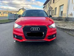 Rot Gebraucht 2014 Audi A1 Attraction Kleinwagen | 4.999 € (Etwas zu teuer)