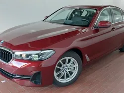 Rot Gebraucht 2023 BMW 530 Performance Limousine | 45.290 € (Fairer Preis)