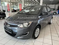 Grau Gebraucht 2014 Hyundai i20 Kleinwagen | 8.999 € (Fairer Preis)