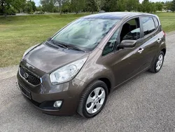 Braun Gebraucht 2013 Kia Venga FIFA World Cup Edition Kleinwagen | 7.980 € (Fairer Preis)