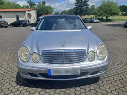 Grau Gebraucht 2003 Mercedes E200 Classic Limousine | 3.400 € (Guter Preis)