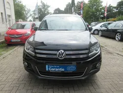 Schwarz Gebraucht 2014 VW Tiguan Sportline SUV | 10.690 € (Fairer Preis)