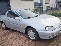 Silber Gebraucht 1997 Mazda MX3 Kleinwagen | 2.200 €