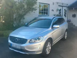 Silber Gebraucht 2015 Volvo XC60 SUV | 13.000 € (Fairer Preis)