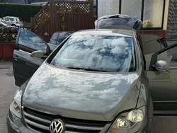 Grau Gebraucht 2005 VW Golf V Kleinwagen | 2.800 € (Guter Preis)