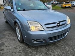 Grau Gebraucht 2004 Opel Signum Kleinwagen | 990 € (Fairer Preis)