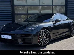 Vulkangraumetallic Gebraucht 2024 Porsche Panamera 4S Limousine | 157.690 €