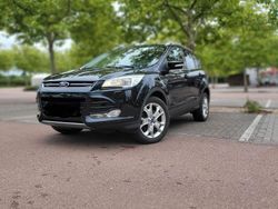Schwarz Gebraucht 2015 Ford Kuga SUV | 10.500 € (Fairer Preis)