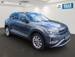 Grau Gebraucht 2024 VW T-Roc Style SUV | 26.990 € (Guter Preis)