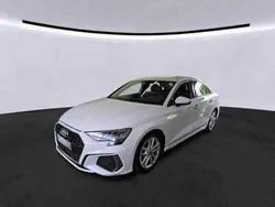 Weiß Gebraucht 2022 Audi A3 S-Line Limousine | 27.250 € (Fairer Preis)