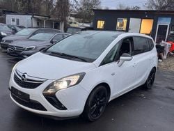 Weiß Gebraucht 2013 Opel Zafira Tourer Sport Van / Kleinbus | 5.890 € (Guter Preis)