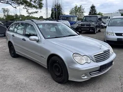 Silber Gebraucht 2005 Mercedes C220 Classic Kombi | 2.800 € (Fairer Preis)