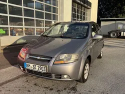 Grau Gebraucht 2007 Chevrolet Kalos SX Limousine | 790 € (Fairer Preis)