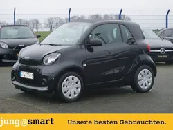Schwarz Gebraucht 2020 Smart ForTwo Electric Drive Coupé | 9.590 € (Fairer Preis)