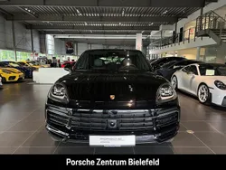 Tiefschwarzmetallic Gebraucht 2021 Porsche Cayenne S SUV | 79.900 € (Etwas zu teuer)
