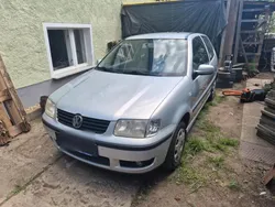 Silber Gebraucht 2000 VW Polo Kleinwagen | 850 € (Guter Preis)