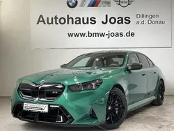 M isle of man grün Gebraucht 2024 BMW M5 Sport Line Limousine | 136.500 €