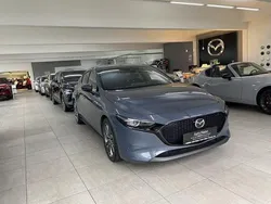 Grau Gebraucht 2020 Mazda 3 Selection Limousine | 19.450 € (Fairer Preis)