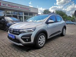 Silber Gebraucht 2021 Dacia Sandero Stepway Kleinwagen | 14.490 € (Fairer Preis)