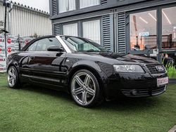 Schwarz Gebraucht 2002 Audi A4 Cabriolet Sport Cabrio | 9.999 €