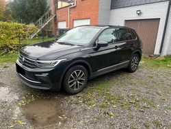 Schwarz Gebraucht 2022 VW Tiguan SUV | 14.850 €