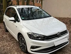Weiß Gebraucht 2018 VW Golf Sportsvan Van / Kleinbus | 13.900 €