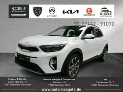 Weiß Gebraucht 2024 Kia Stonic Spirit SUV | 20.800 € (Fairer Preis)