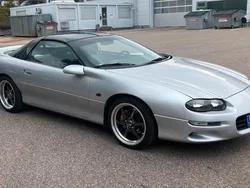 Silber Gebraucht 1998 Chevrolet Camaro Coupé | 10.400 €