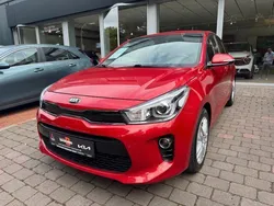 Rot Gebraucht 2019 Kia Rio DREAM-TEAM Edition Limousine | 10.790 € (Fairer Preis)