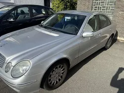 Silber Gebraucht 2004 Mercedes E220 Elegance Limousine | 5.500 € (Fairer Preis)