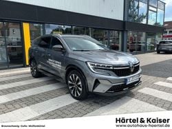 Dolomitgrau (grau) Gebraucht 2025 Renault Espace Techno Van / Kleinbus | 38.889 € (Guter Preis)