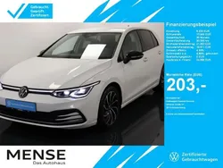 Weiß Gebraucht 2024 VW Golf VIII Move Limousine | 24.895 € (Fairer Preis)