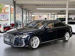 Blau Gebraucht 2022 Audi S8 Sport Limousine | 79.950 € (Fairer Preis)
