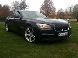 Blau Gebraucht 2012 BMW 740 M Sport Limousine | 13.500 € (Etwas zu teuer)