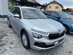 Brilliantsilber metallic Neu 2024 Skoda Kamiq Selection SUV | 25.900 € (Teuer)