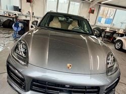 Grau Gebraucht 2019 Porsche Cayenne Turbo SUV | 45.999 € (Superpreis)