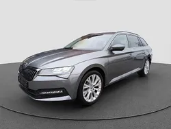 Grau Gebraucht 2024 Skoda Superb Ambition Kombi | 32.849 € (Superpreis)