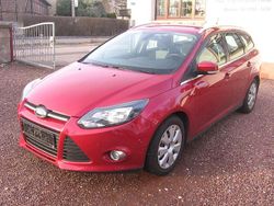 Rot Gebraucht 2012 Ford Focus Champions Edition Kombi | 6.500 € (Etwas zu teuer)