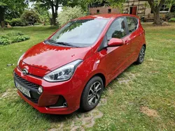 Rot Gebraucht 2019 Hyundai i10 Passion Kleinwagen | 8.600 € (Etwas zu teuer)